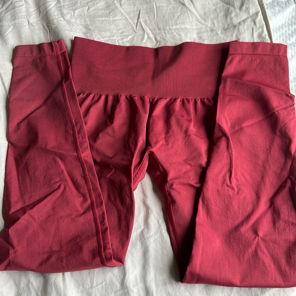 NVGTN size small NWOT